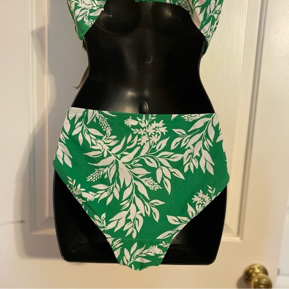 “PROFILE BY GOTTEX” Ruffled Leafy Bikini - Picture 11 of 12